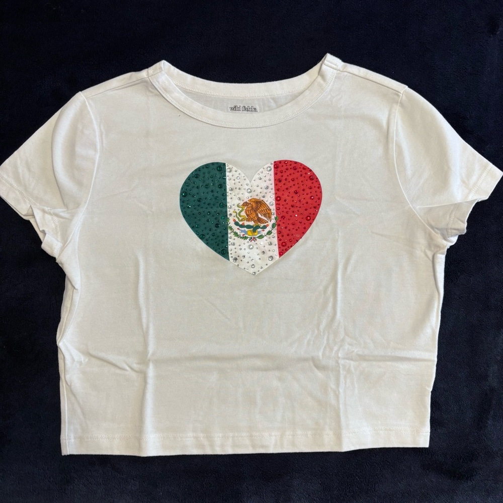 Mexico 🇲🇽 rhinestone crop top tee Size L